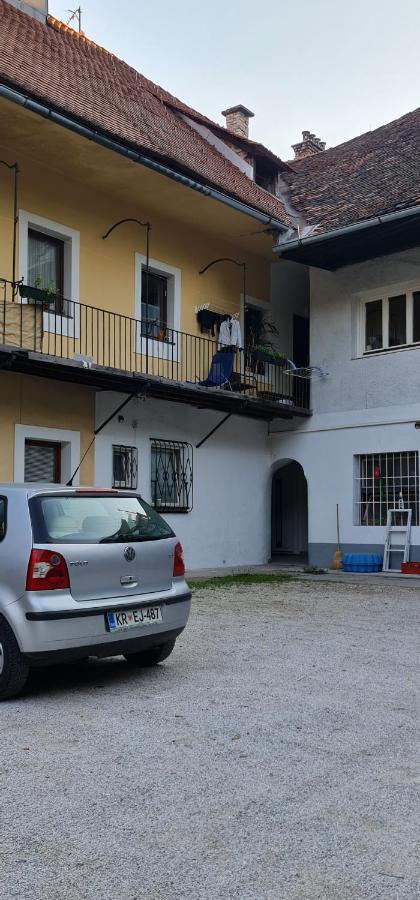 Love Nest Apartment Liubliana Exterior foto